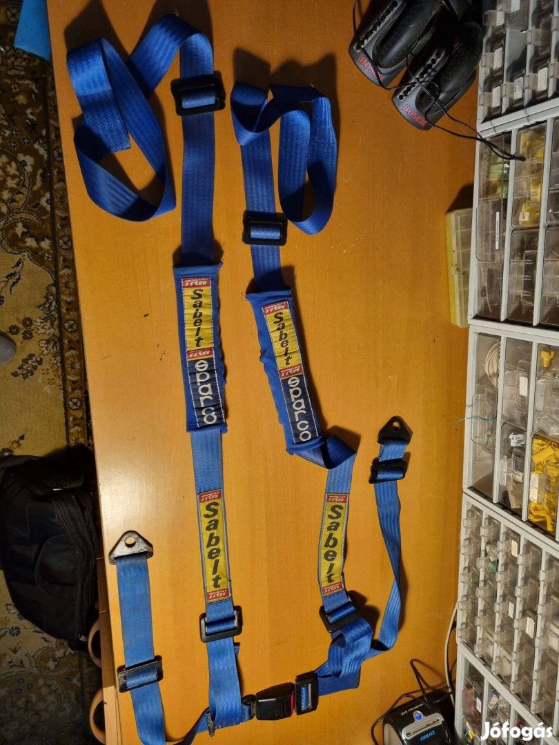 Sparco 4pontos biztonsági öv eladó