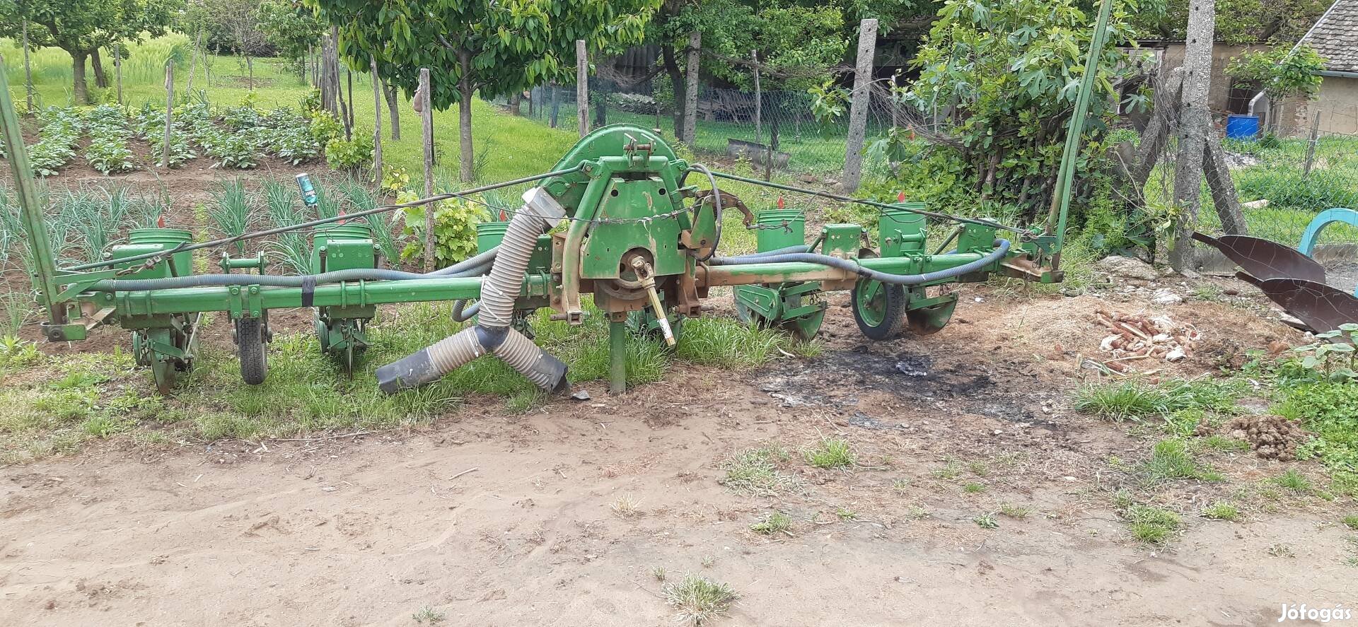 Spc szemenkénti vetőgép eladó!