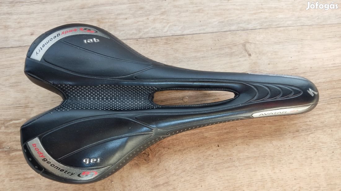 Specialized Avatar 143 kerékpár ülés, bicikli nyereg