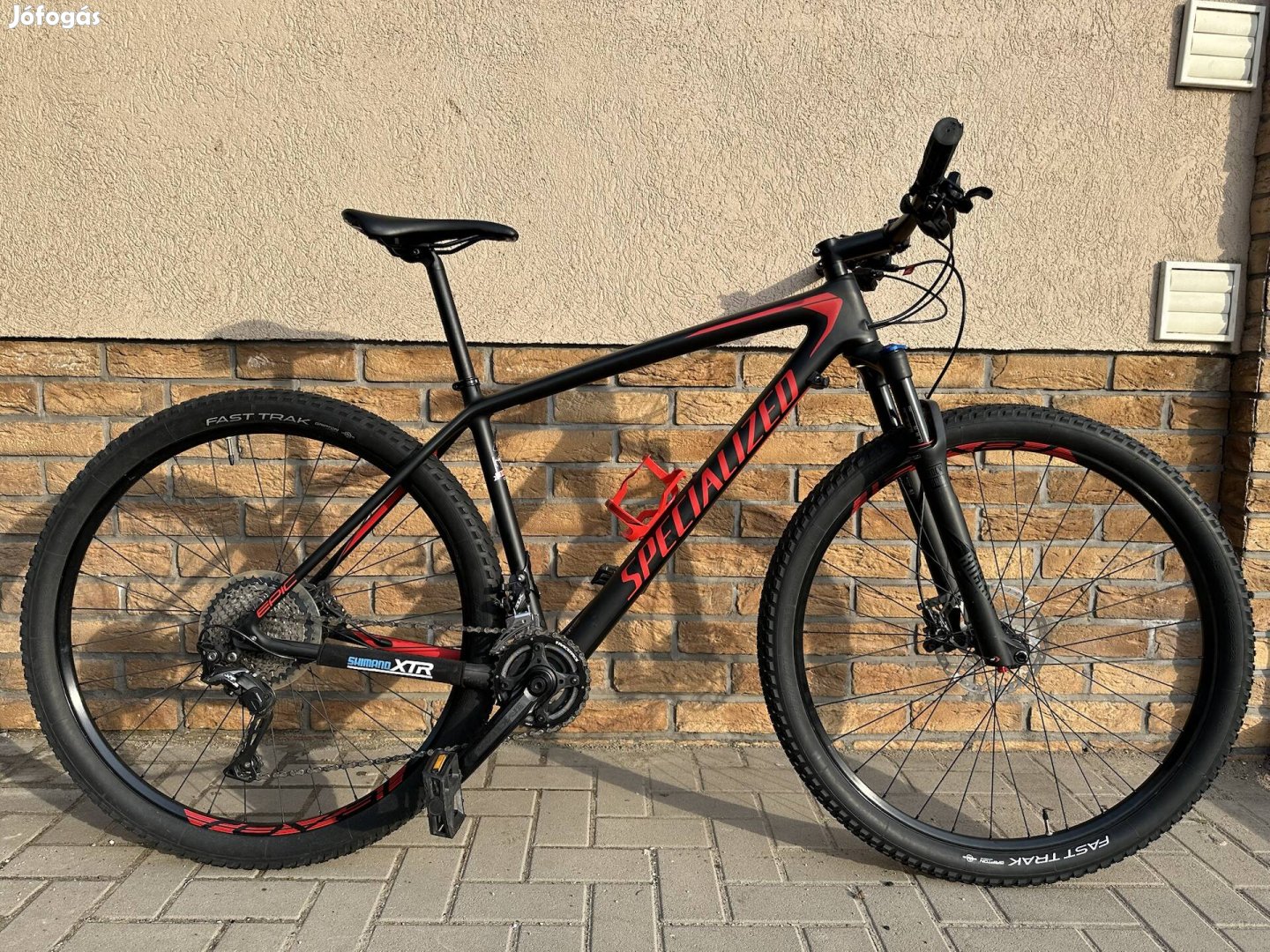 Specialized Epic Hardtrail Comp karbon kerékpár