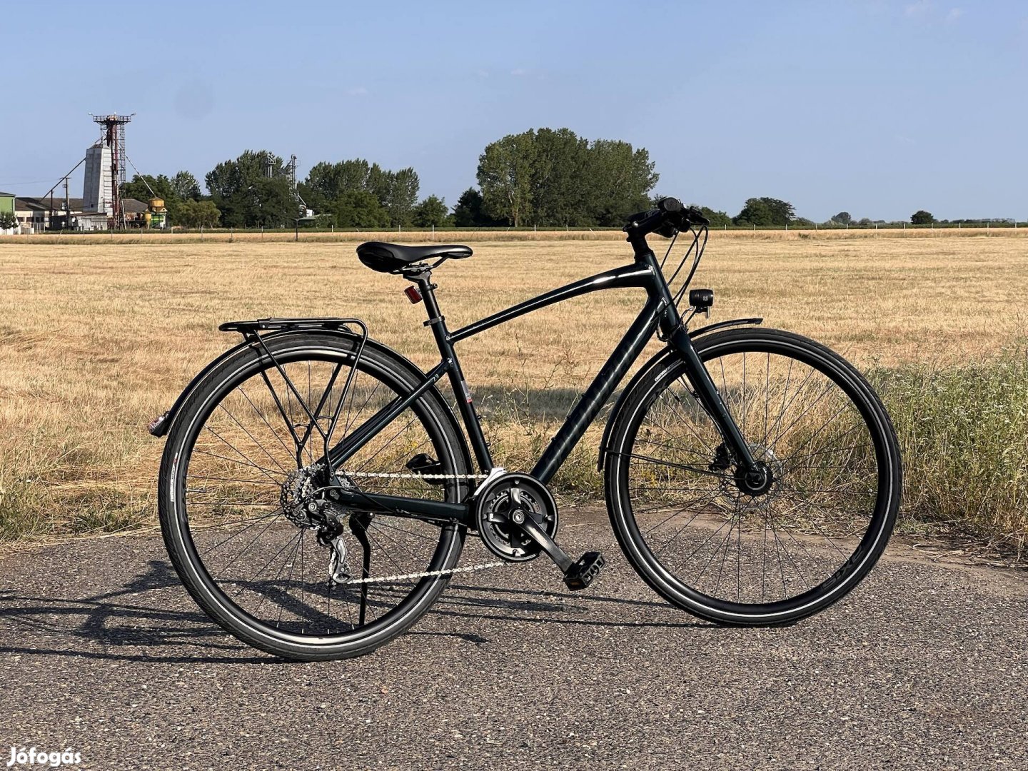 Specialized Sirrus Fitnesz Trekking Agydinamó Nem Trek KTM Cube Merida