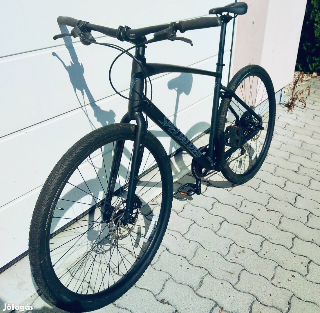 Specialized Sirrus X 3.0 (2020) "L" 58 hibrid kerékpár