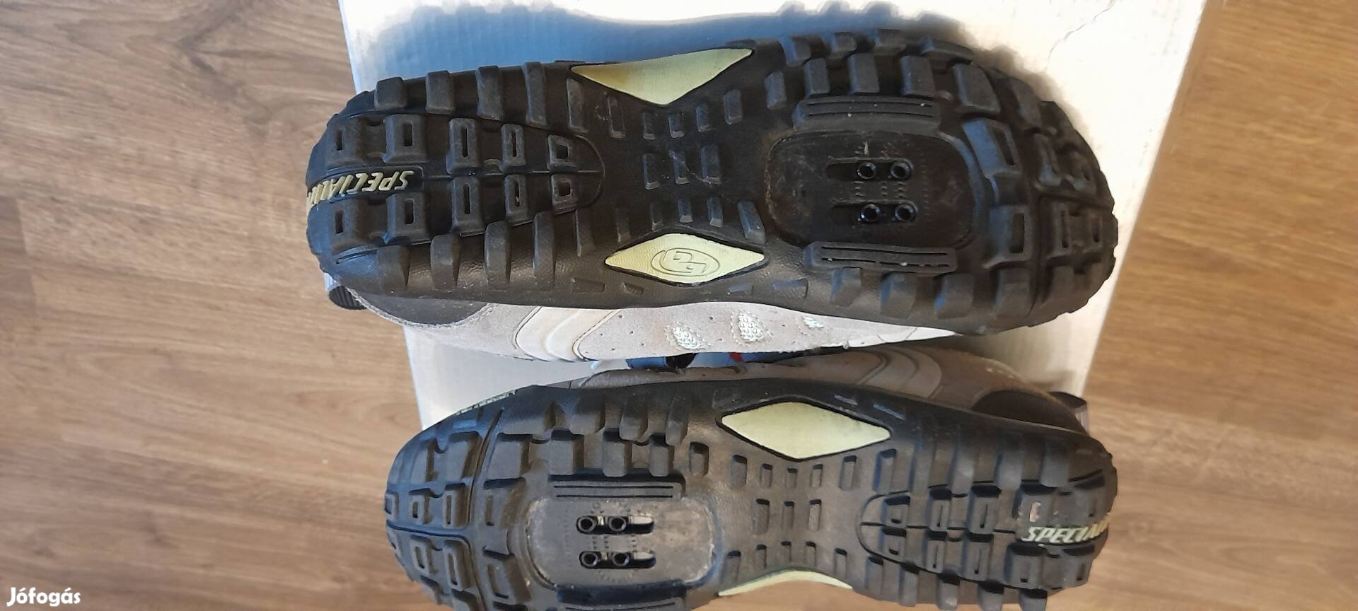 Specialized női kerékpáros cipő 39