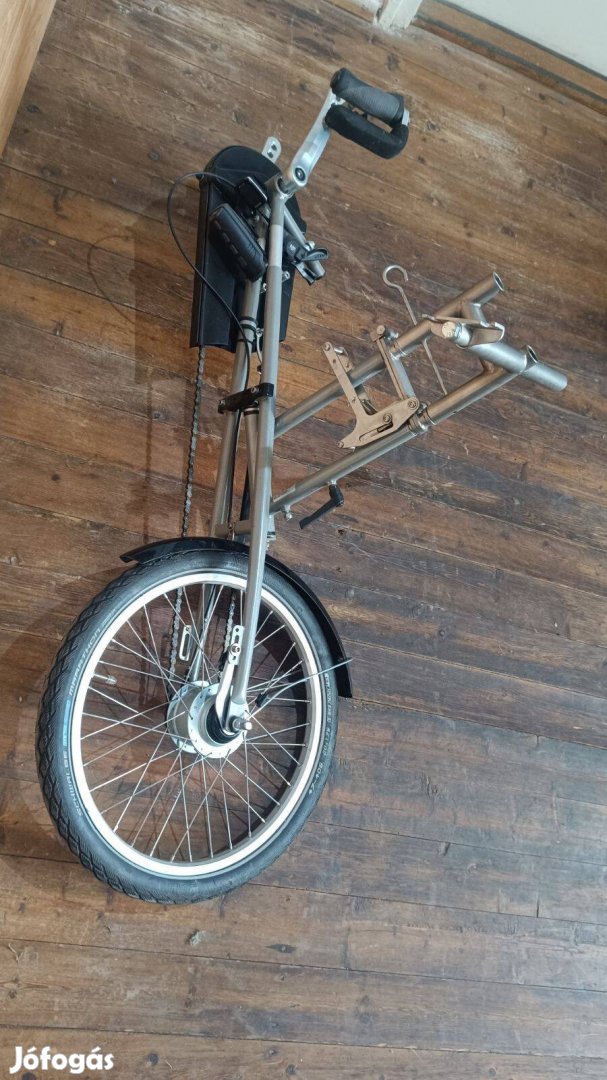 Speedy handbike kézibicikli kerekesszék segédhajtás hiányos konzollal