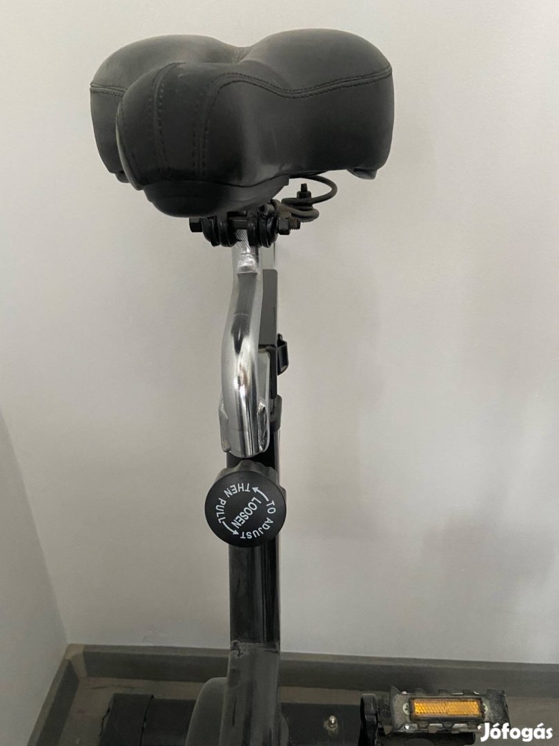 Spinning bike szobabicikli