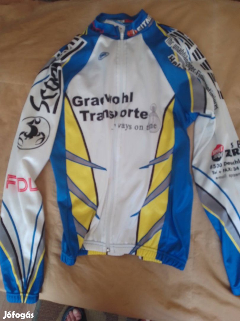 Sport overál és hosszú ujjú póló