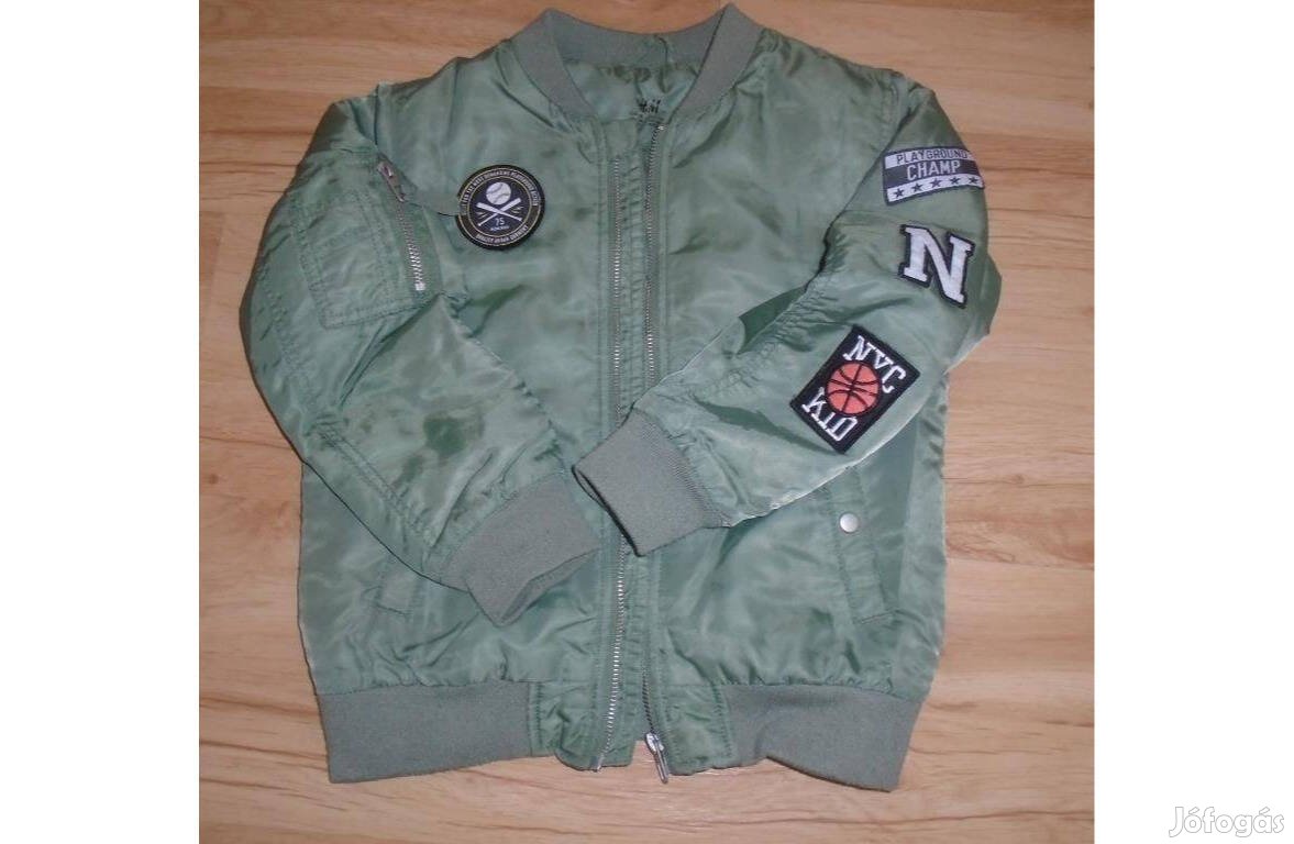 Sportos HM zöld dzseki 128-as méretben - 7-8 évesnek