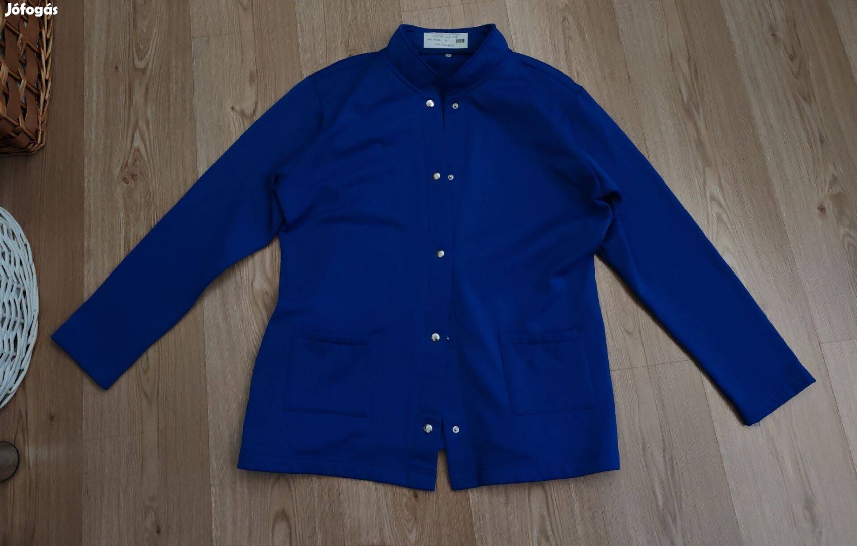 Sportos férfi kardigán