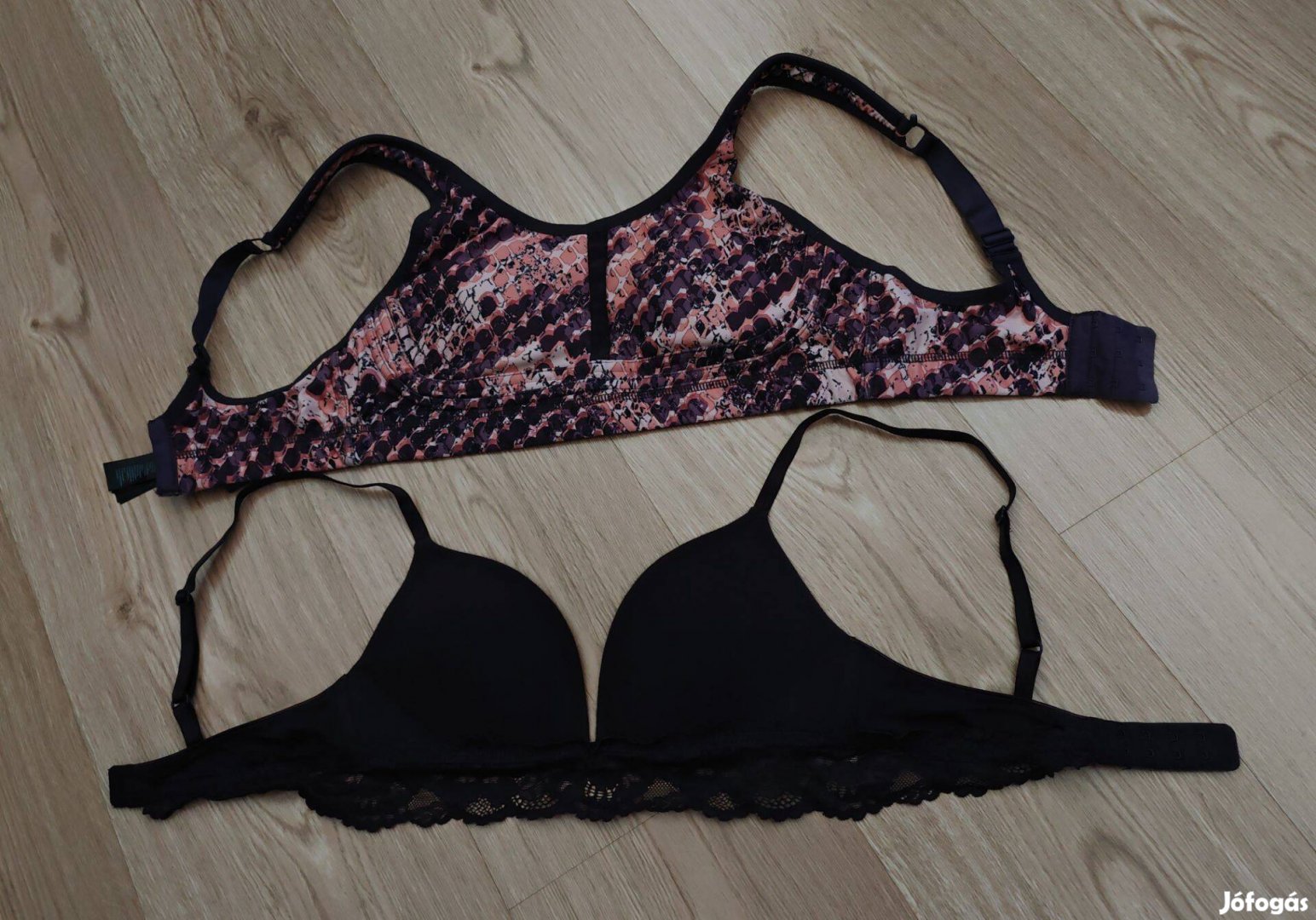 Sportos melltartó szett merevítő nélkül 75