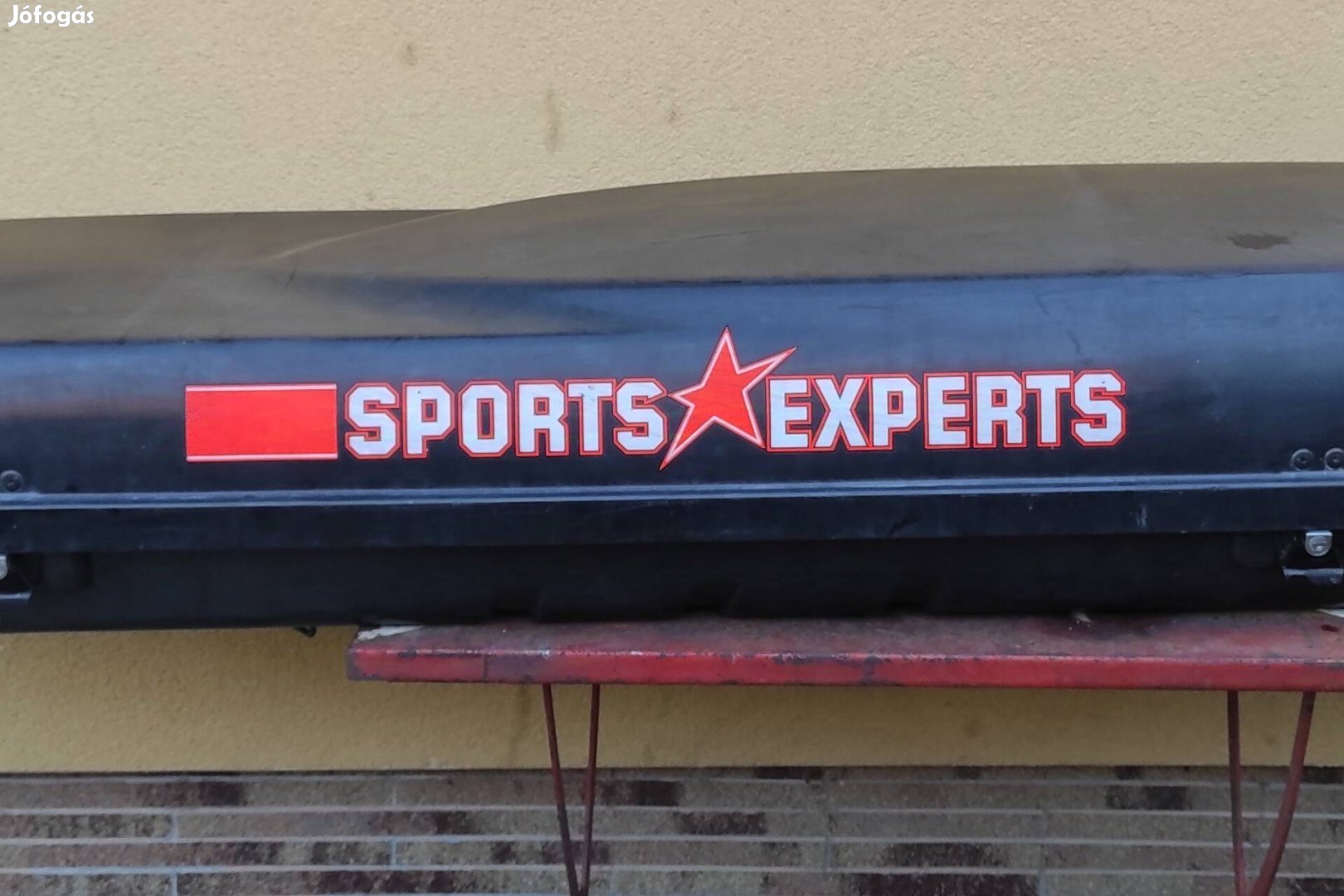 Sports Experts tetőbox 