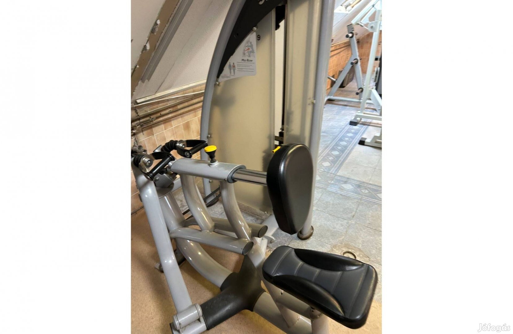 Sportsart Independent Mid Row melltámaszos evezőgép 100kg