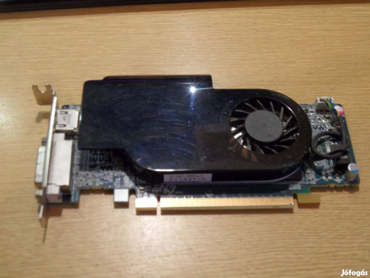 Spphire Radeon HD 6570 / 1GB alacsony profilú / HDMI