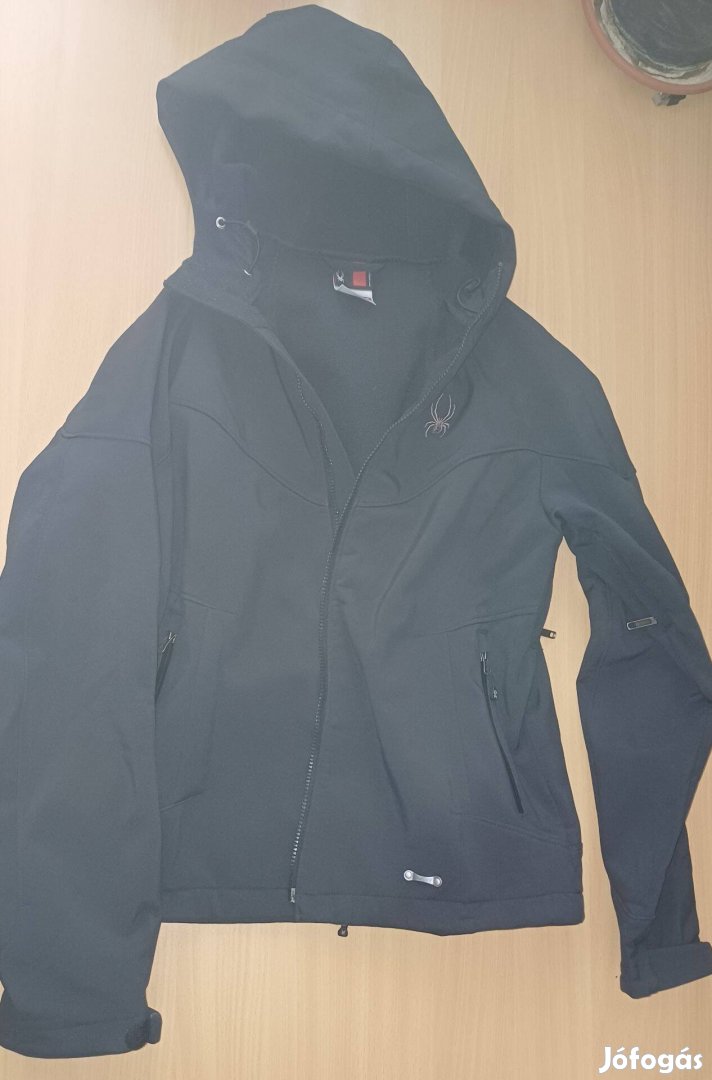 Spyder softshell M-es méretben