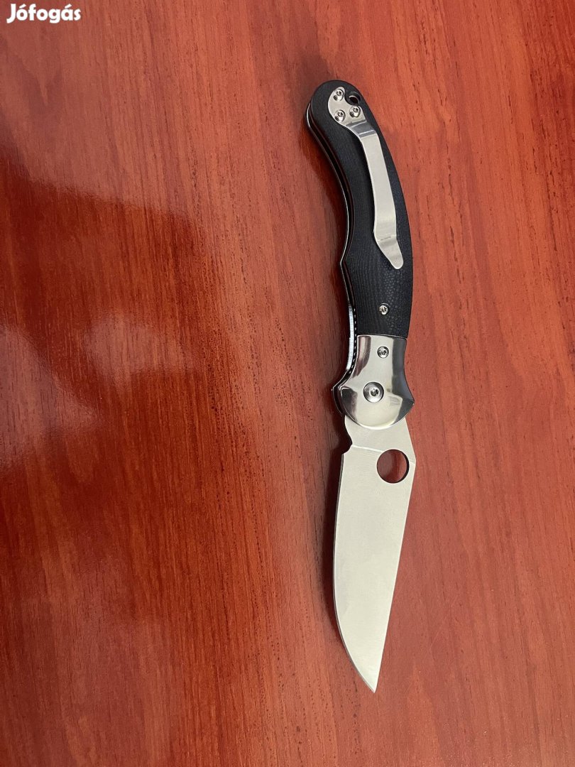 Spyderco fejesgörbe bicska