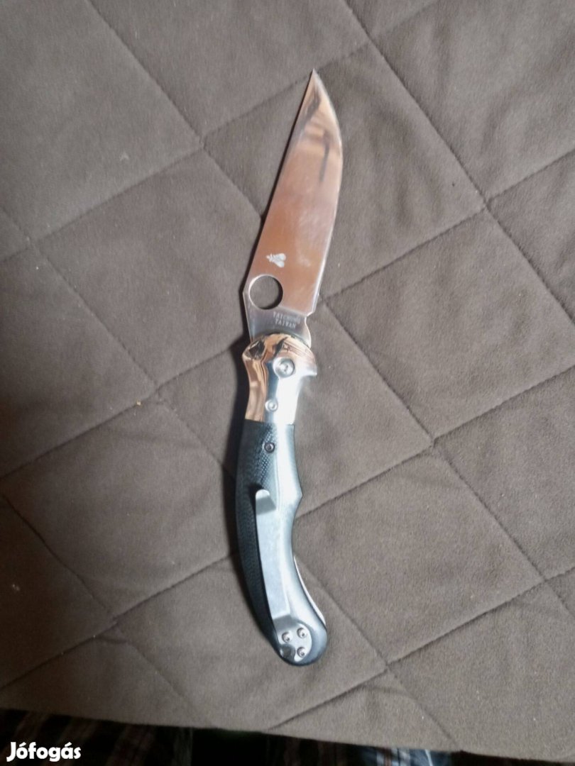 Spyderco hungarian