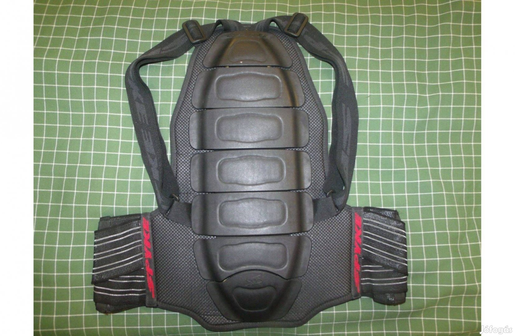Spyke SRL P015 M méretű motoros gerincvédő gerincprotektor