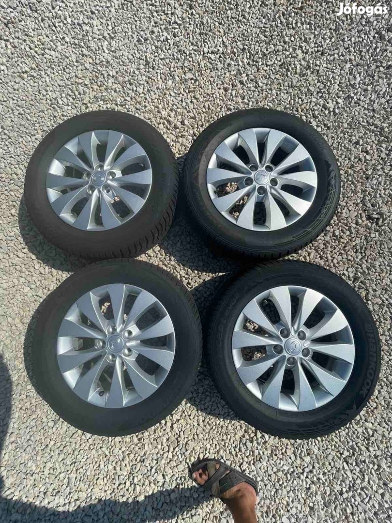 Ssangyong 5x130 gyári alufelni 17col ET43,225/60 R17 Hankook téli gumi
