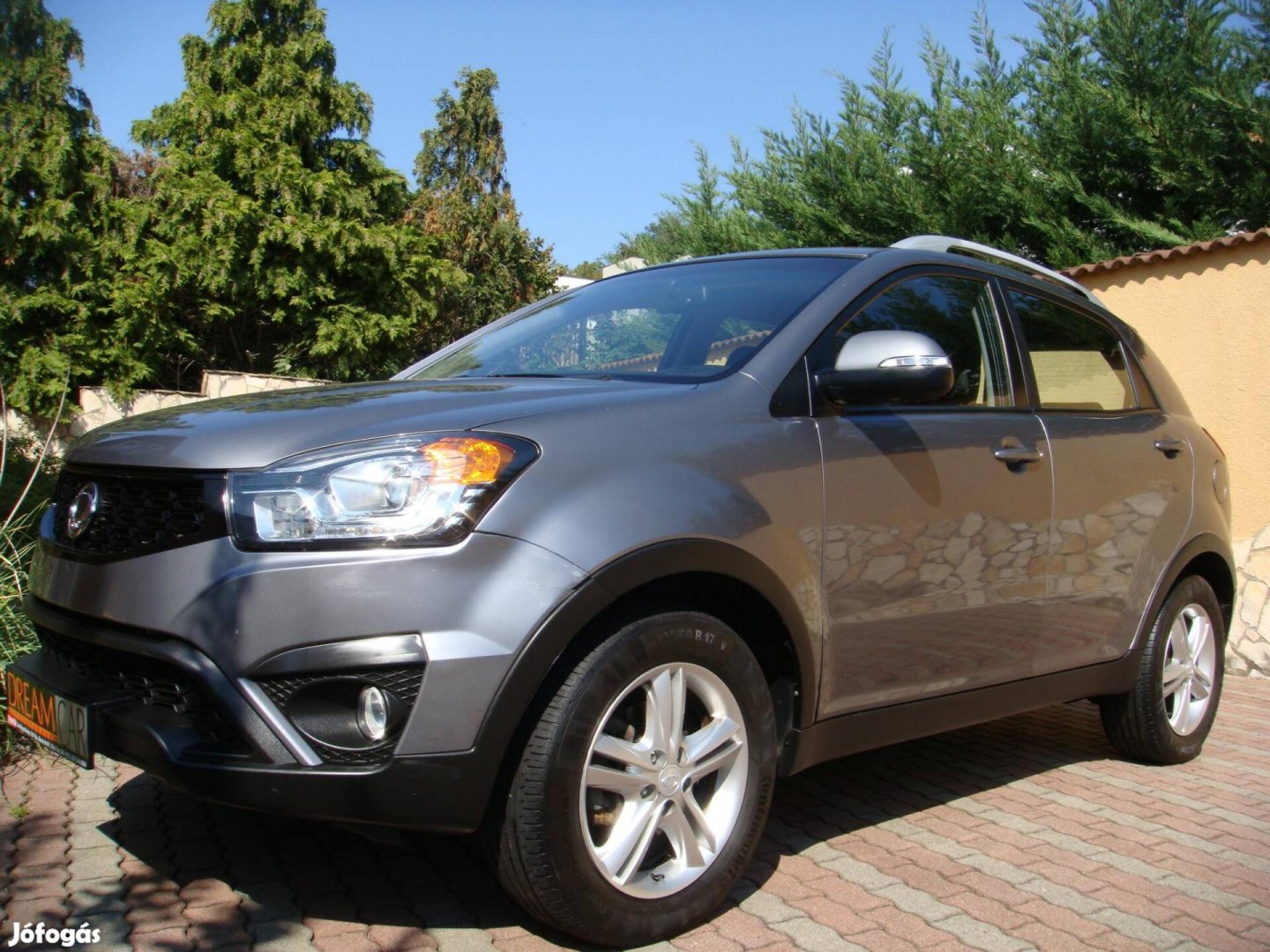 Ssangyong Korando 2.0 e-Xdi DLX Plus AWD (Autom...