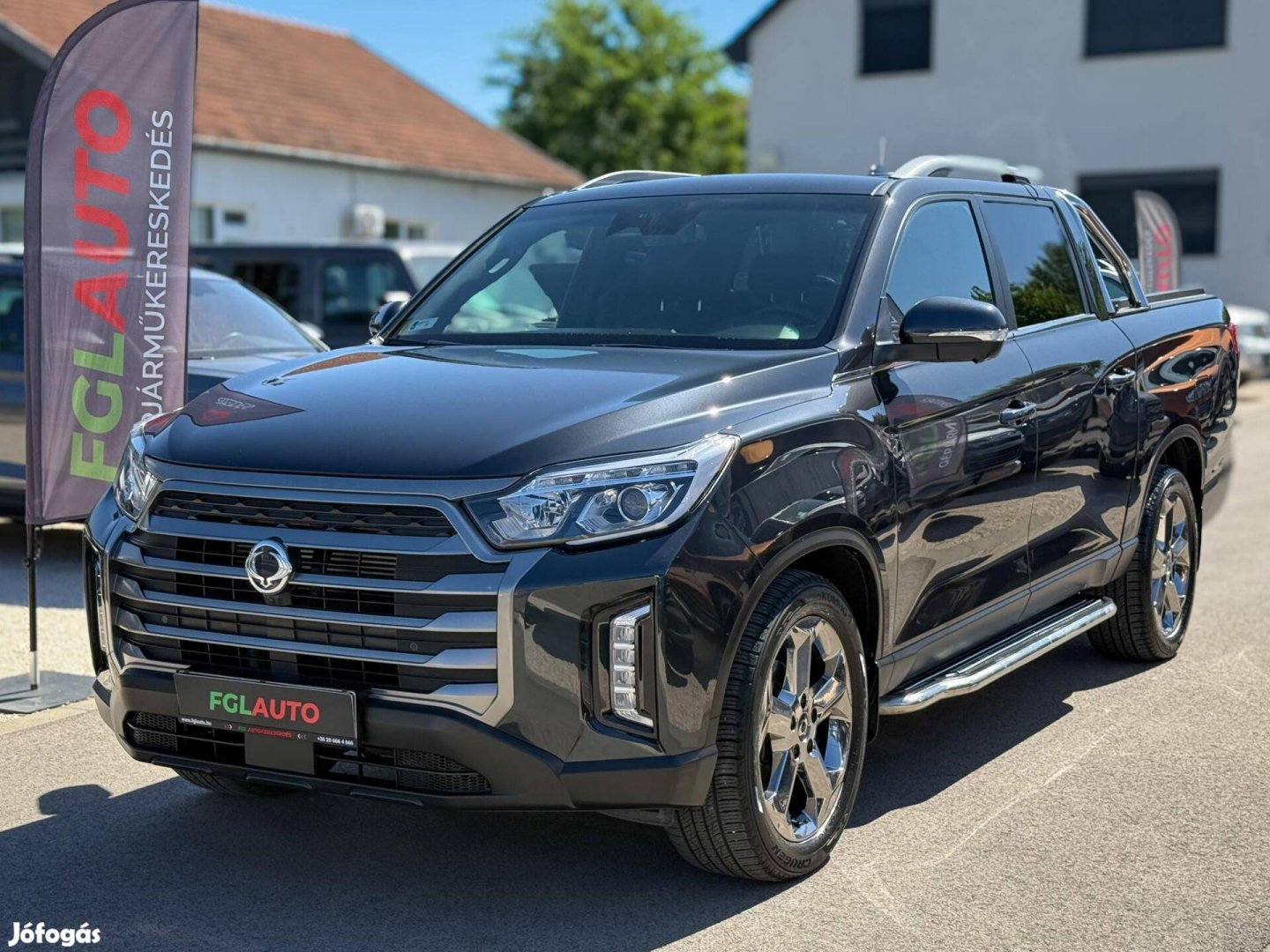 Ssangyong Musso Grand 2.2 e-Xdi Premium 4WD (Au...