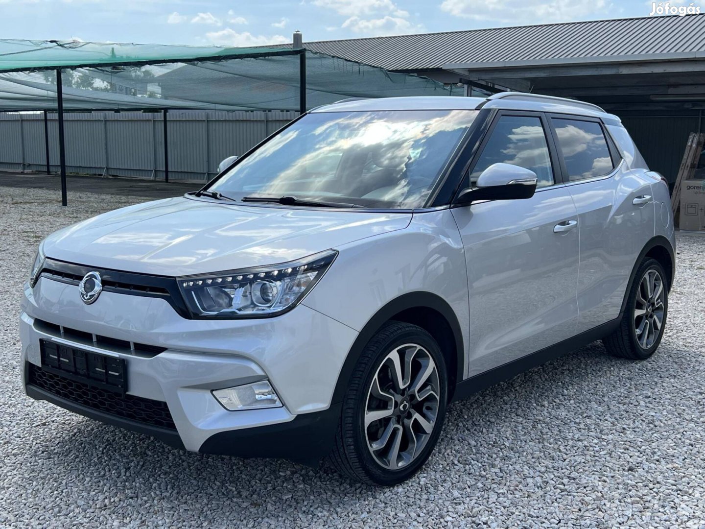 Ssangyong Tivoli 1.6 e-XGI STD