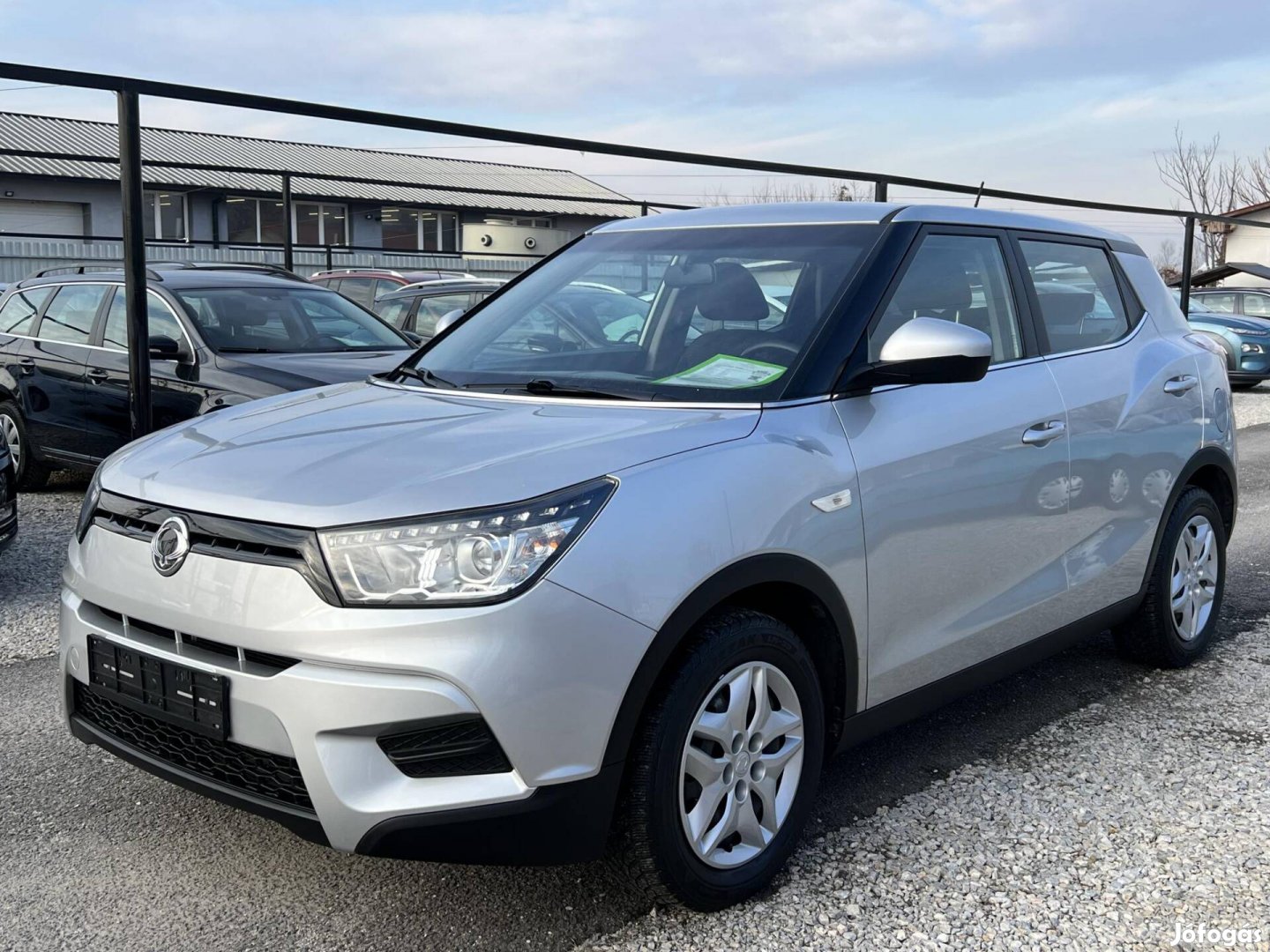 Ssangyong Tivoli 1.6 e-XGI STD Plus