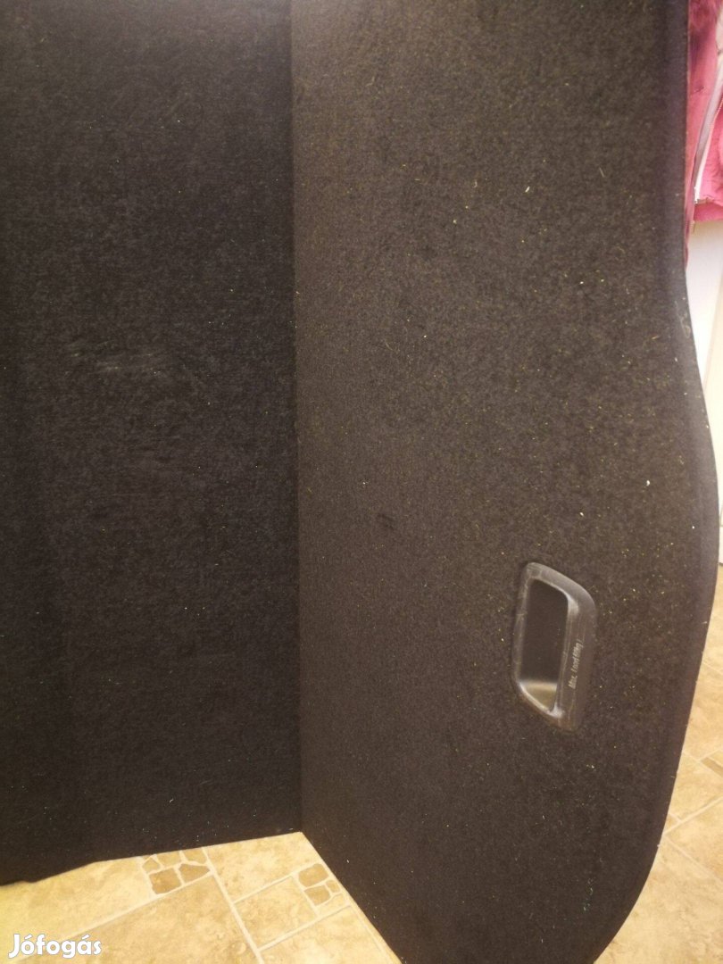 Ssangyong XLV gyári csomagtér tálca