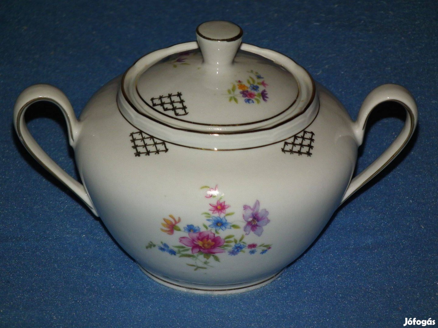 Stadtlengsfeld német porcelán cukortartó bonbonier