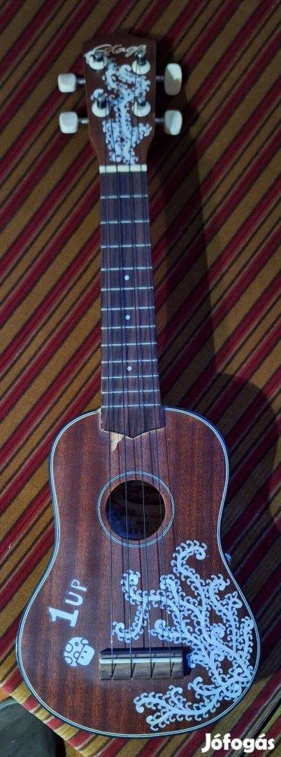 Stagg US 20 ukulele, tokkal, húrokkal