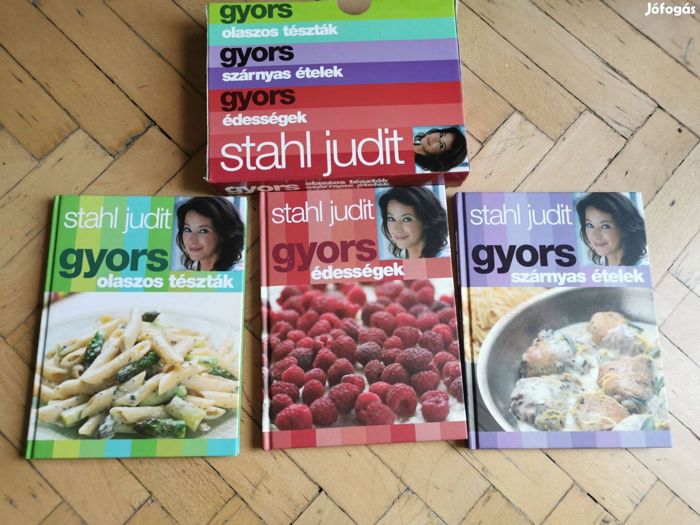 Stahl Judit gyors olaszos tészták, édességek, szárnyasok könyve eladó