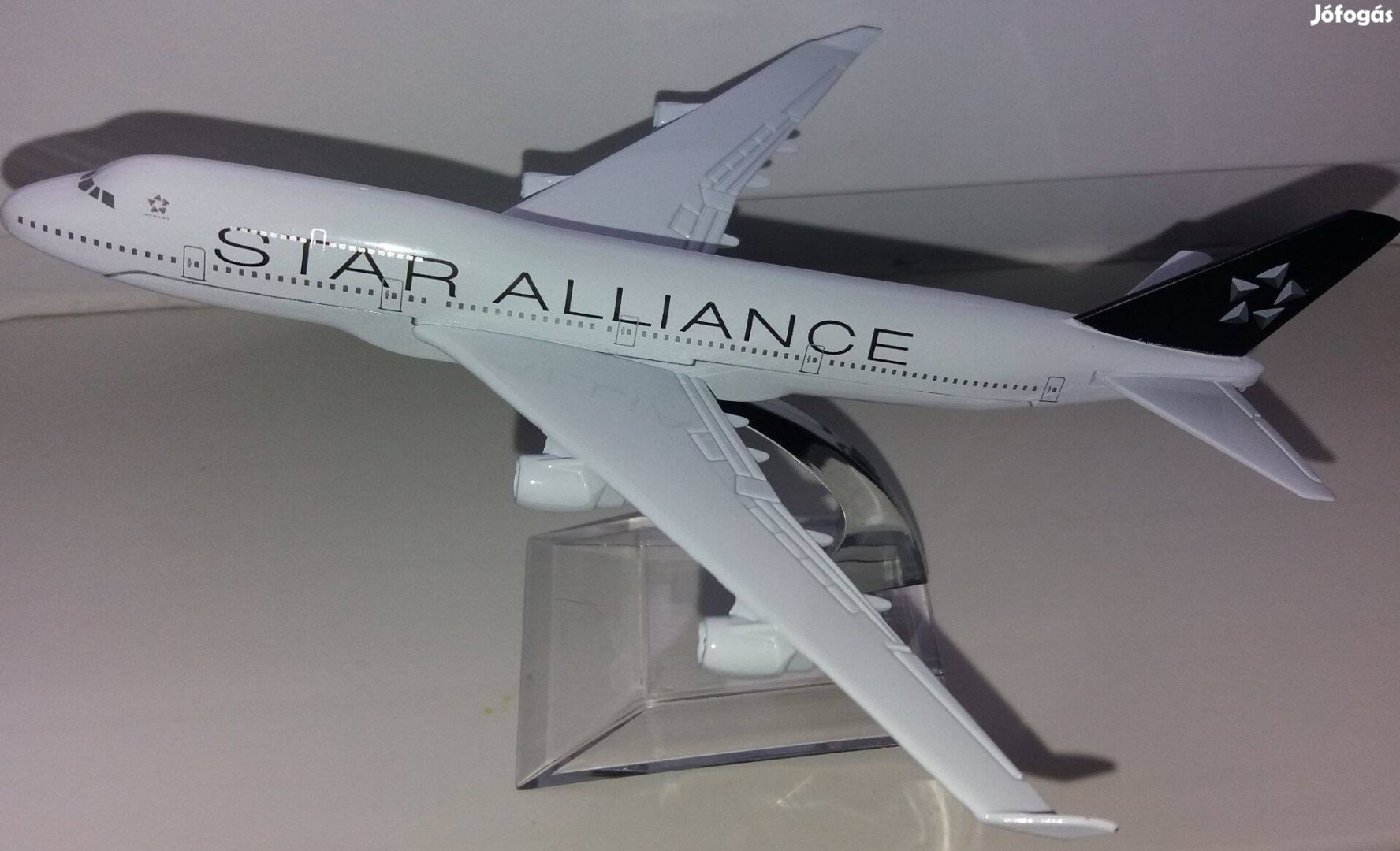 Star Alliance Boeing 747 fém repülőgép modell! Új!