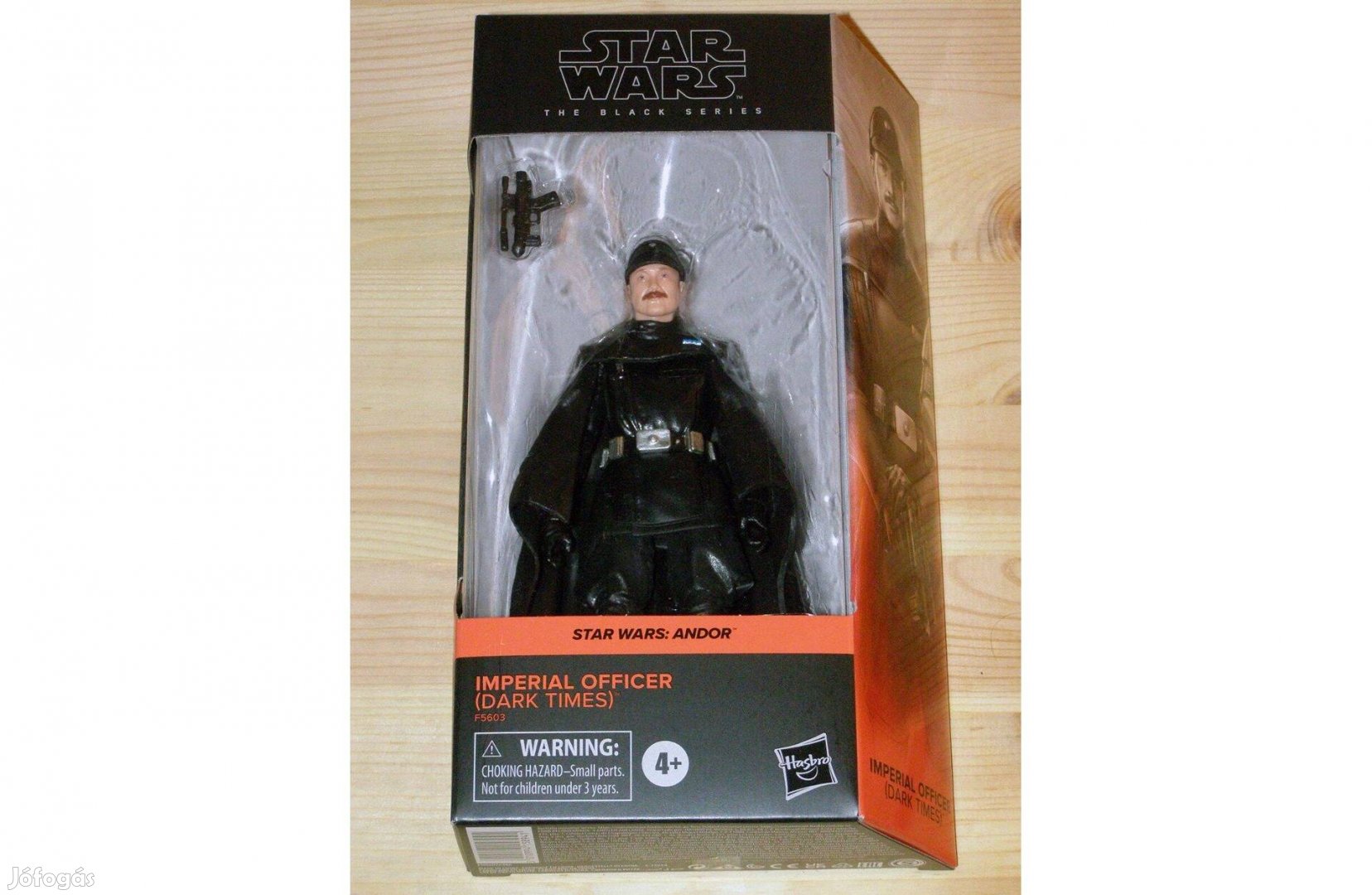 Star Wars Black Series 15 cm (6") Imperial Officer (Dark Times) figura