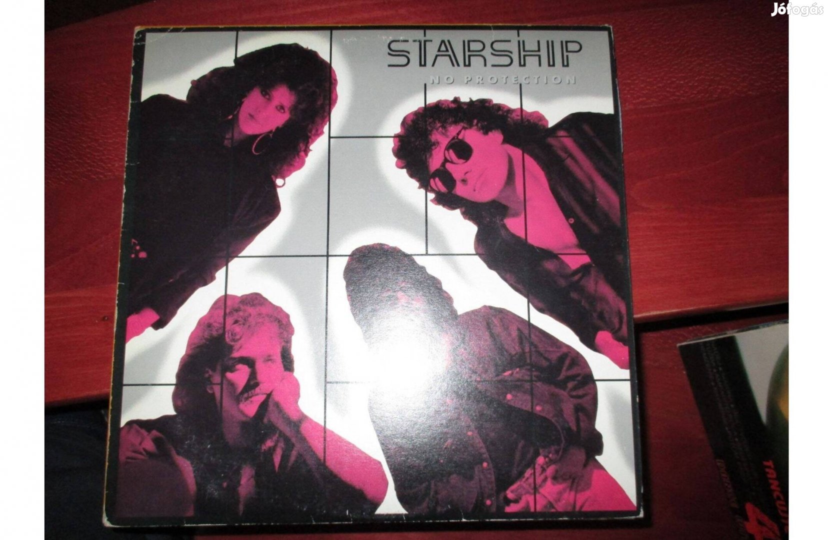 Starship vinyl hanglemez eladó