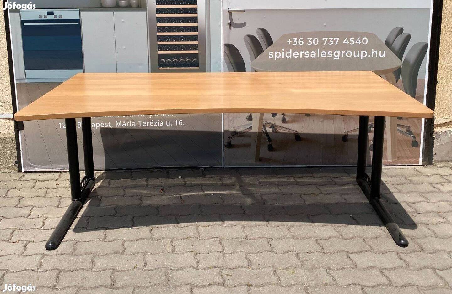 Steelcase íróasztal, számítógépasztal, 160x90cm, bükk színű - használt