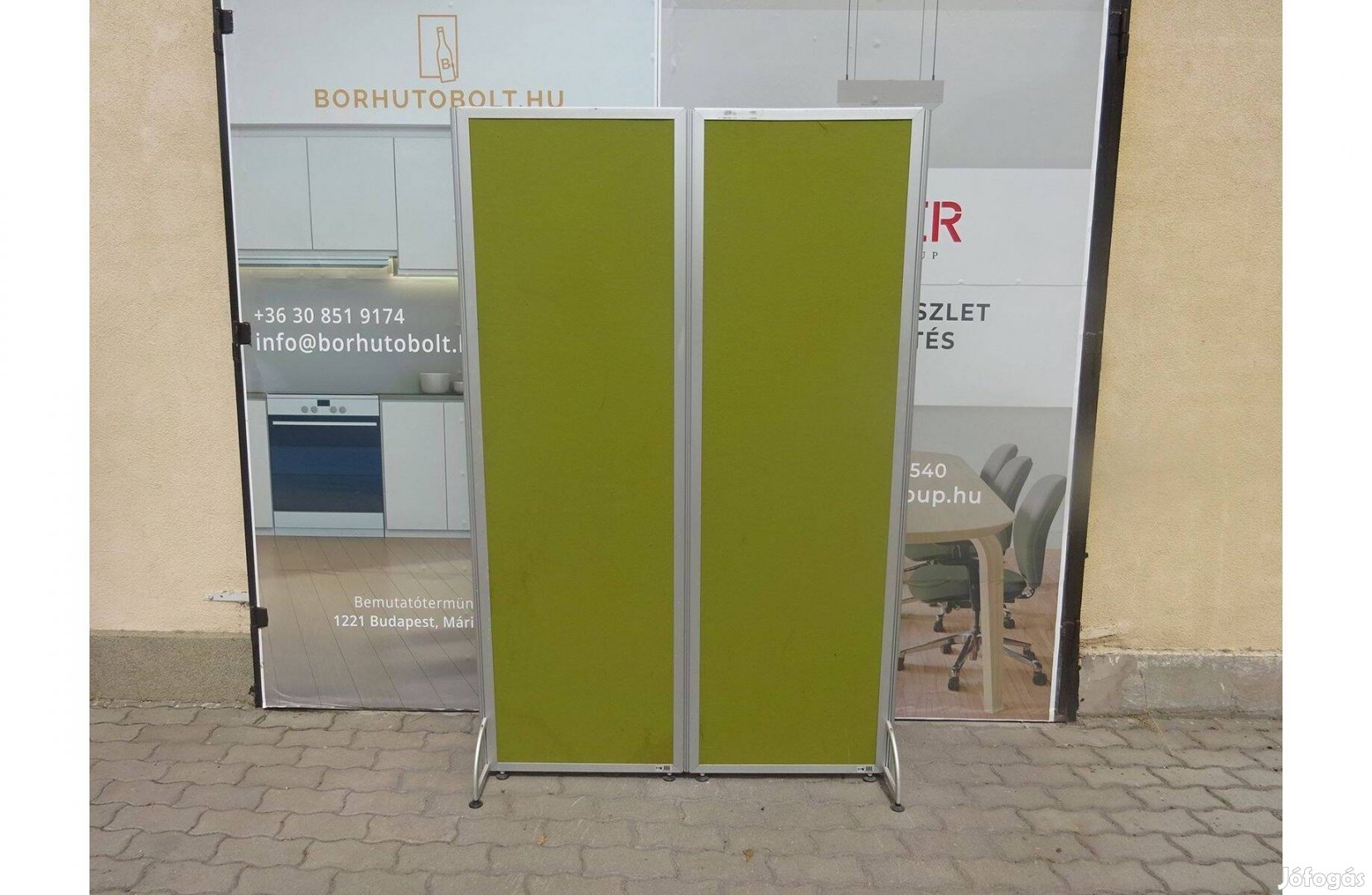 Steelcase térelválasztó, álló paraván, zöld színű- használt irodabútor
