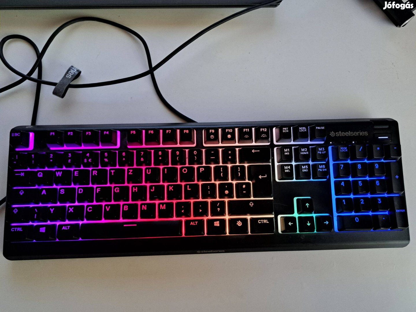 Steelseries Apex 3 Gamer Billentyűzet RGB világítással