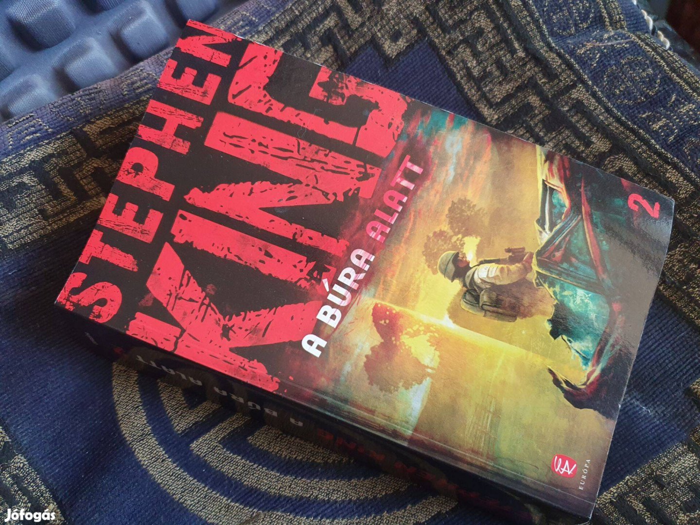 Stephen King: A búra alatt 2