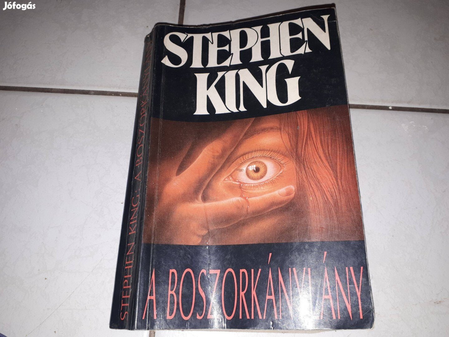 Stephen King - A boszorkánylány