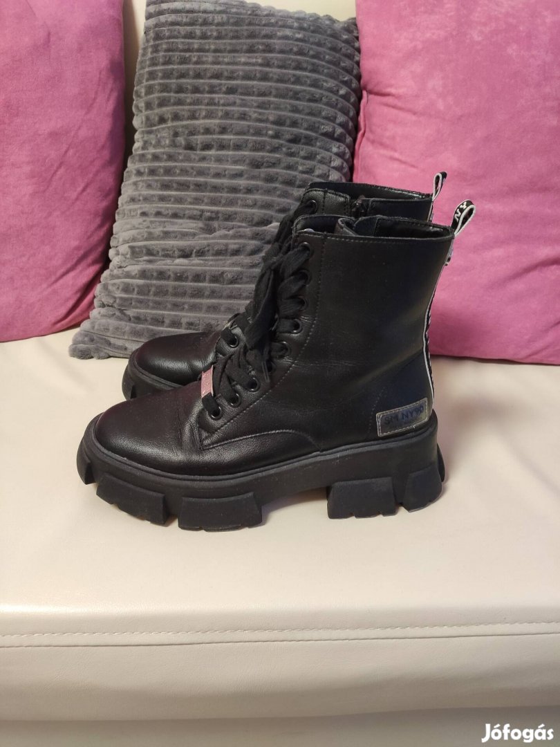 Steve Madden női tanker bakancs 37 