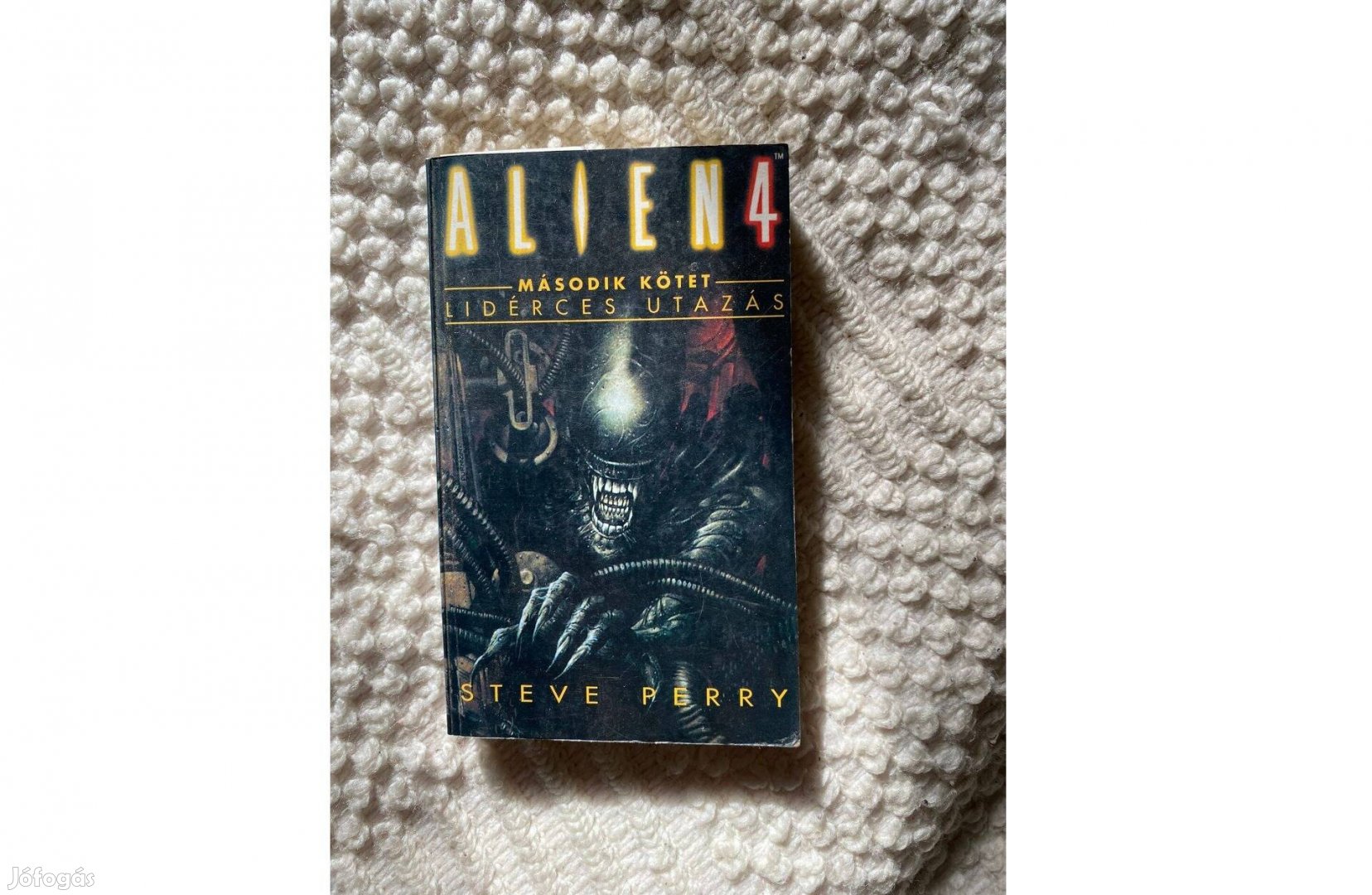 Steve Perry Alien 4 fantasztikus könyv