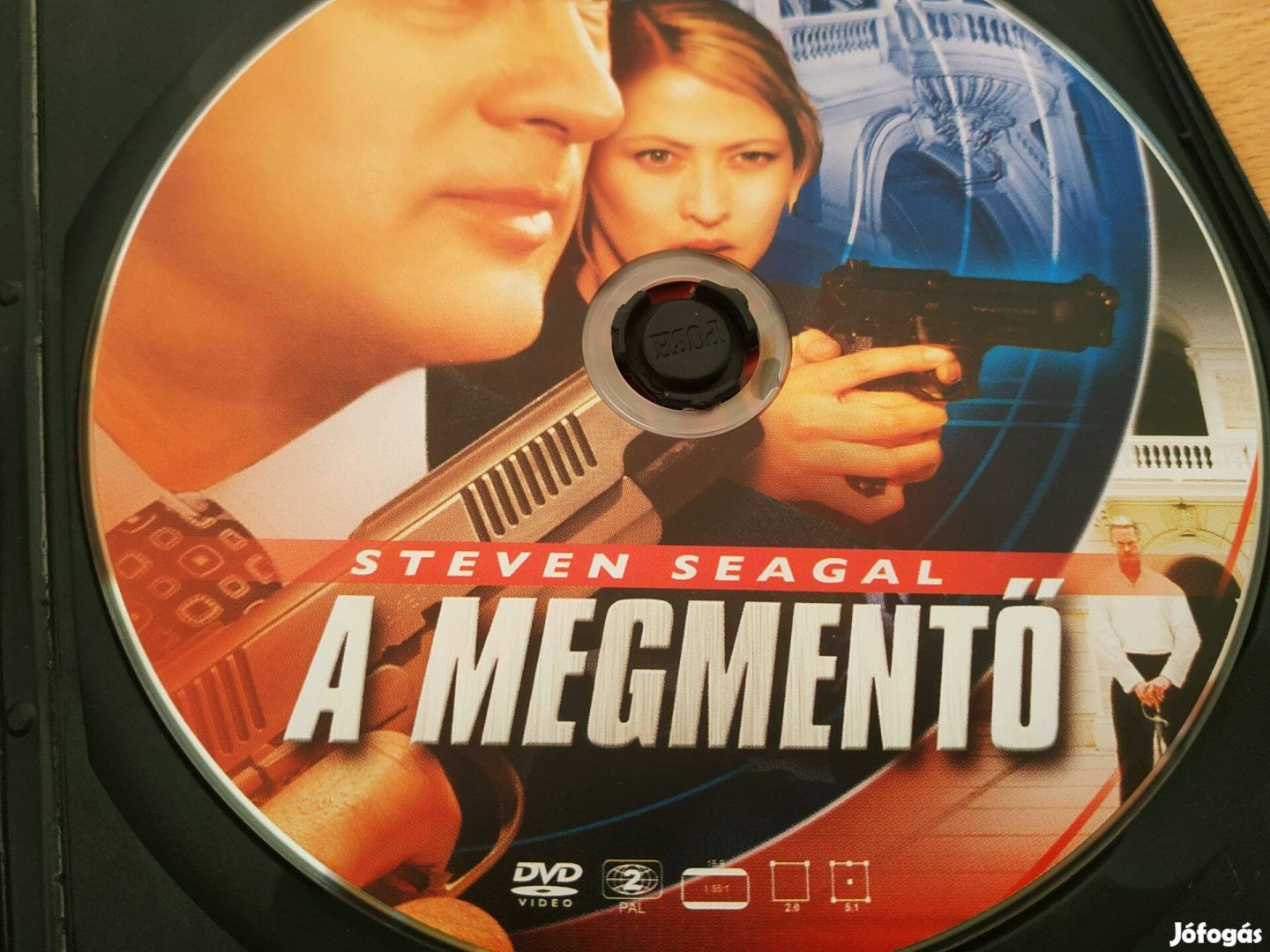 Steven Seagal - A megmentő (amerikai-lengyel akciófilm, 88 perc, 2004)
