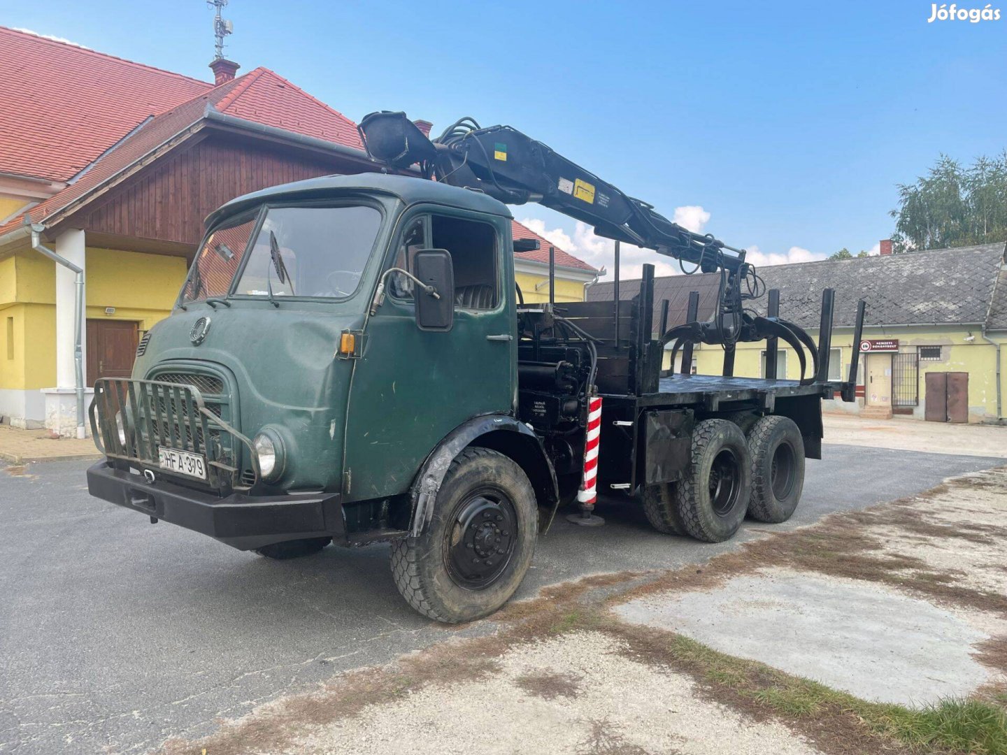 Steyr 680 M3 6x6 darus erdészeti rakoncás teherauto