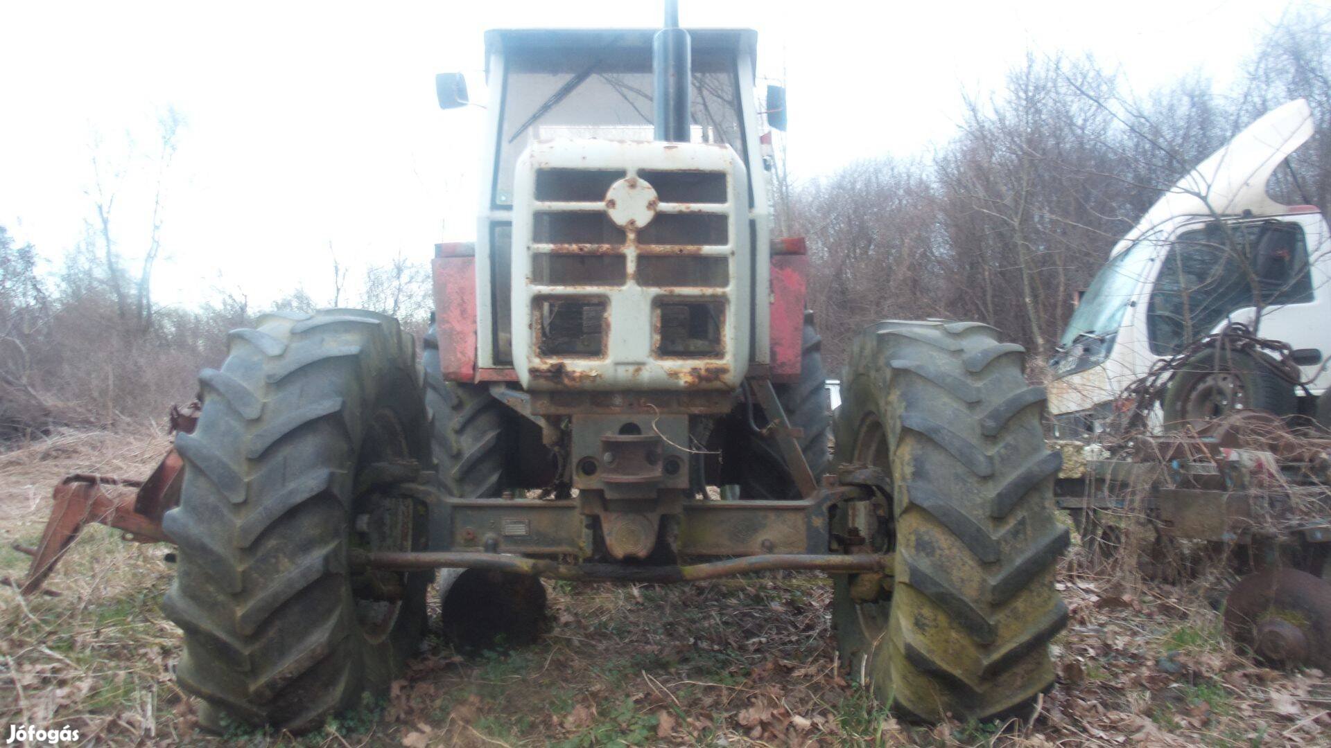 Steyr 8010 elado 6 hengeres motorral