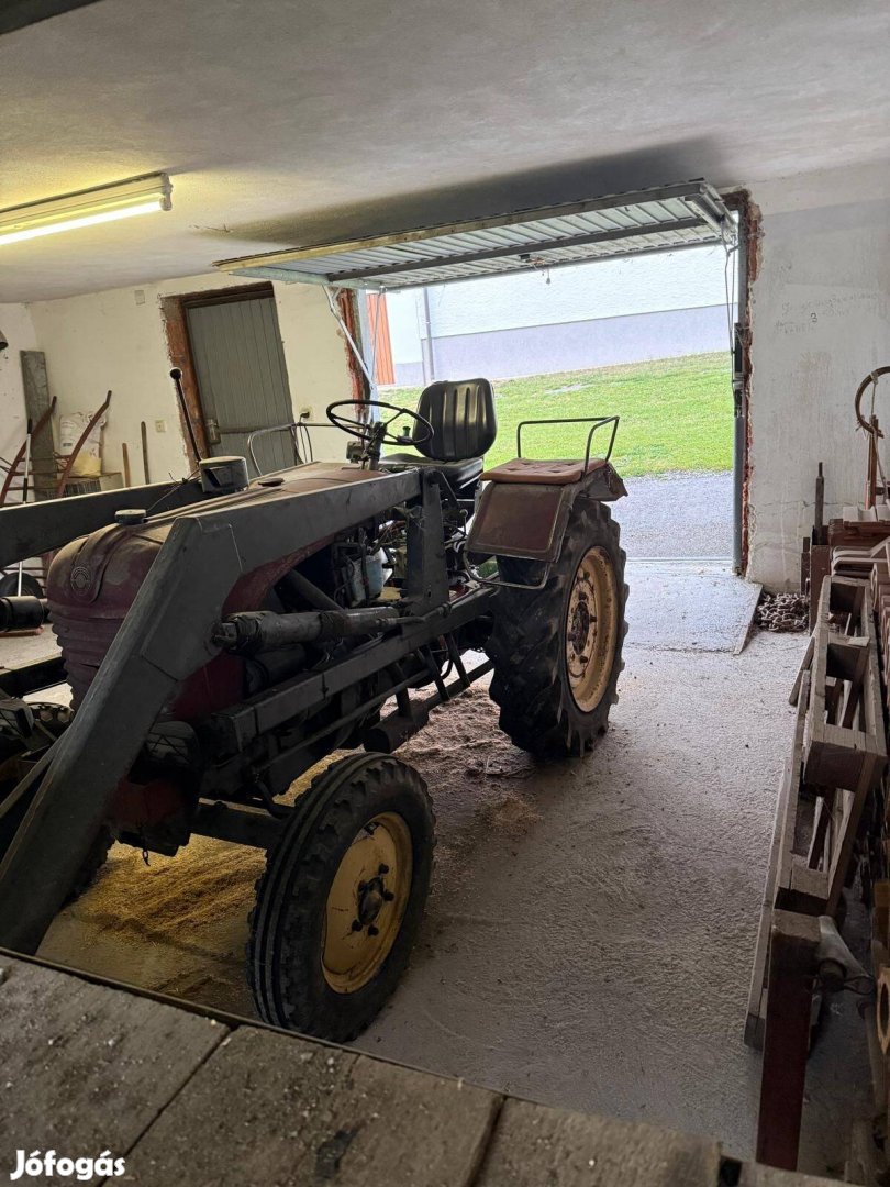Steyr t84 traktor
