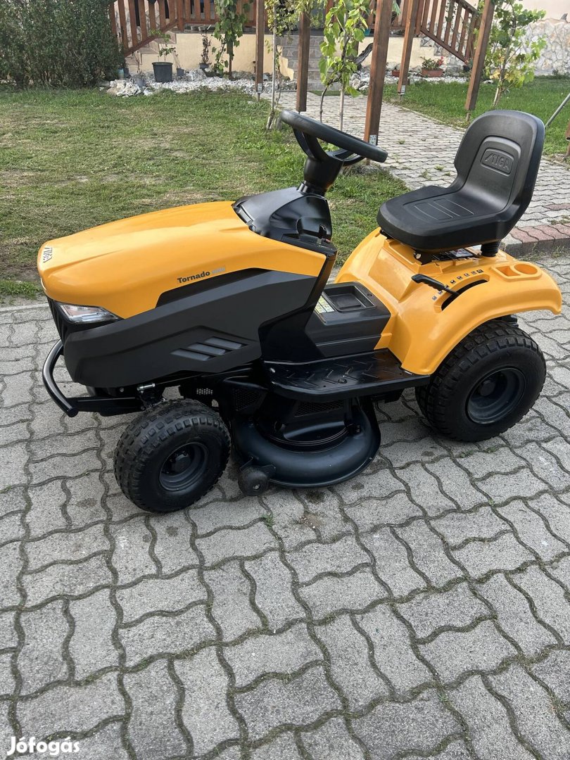 Stiga 2098 fűnyírótraktor eladó!