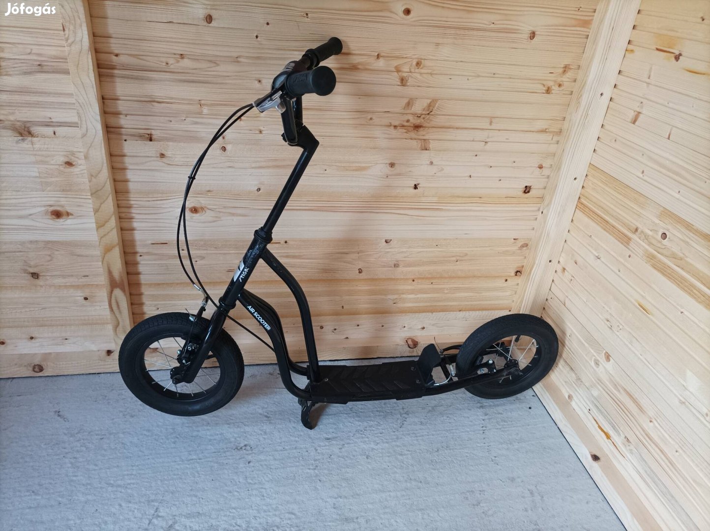 Stiga Air Scooter 12" roller