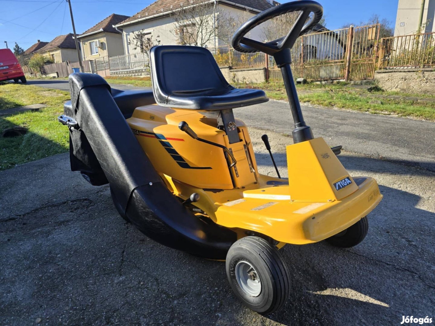 Stiga E800 Garden Rider Fűnyíró traktor Fűnyírótraktor