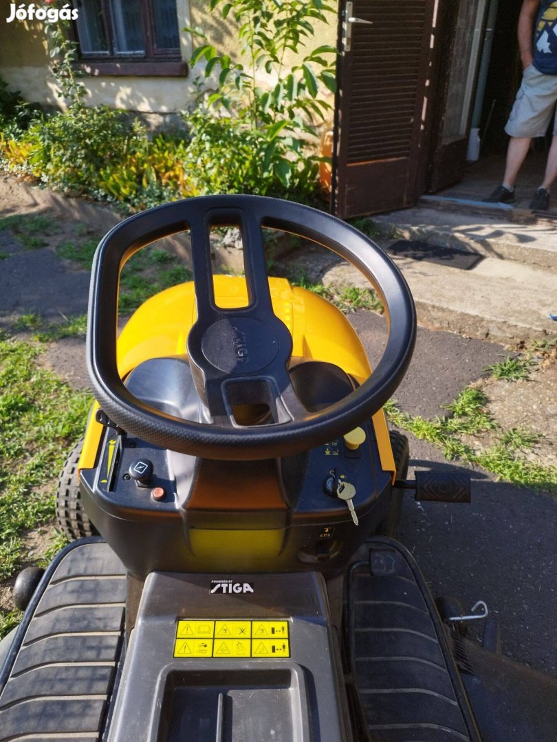 Stiga Tornado 2108 HW fűnyíró traktor eladó megkímélt állapotban!