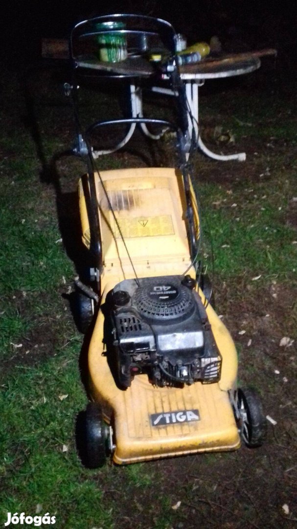 Stiga önjáros gyüjtőkosaras aluvázas fünyiró