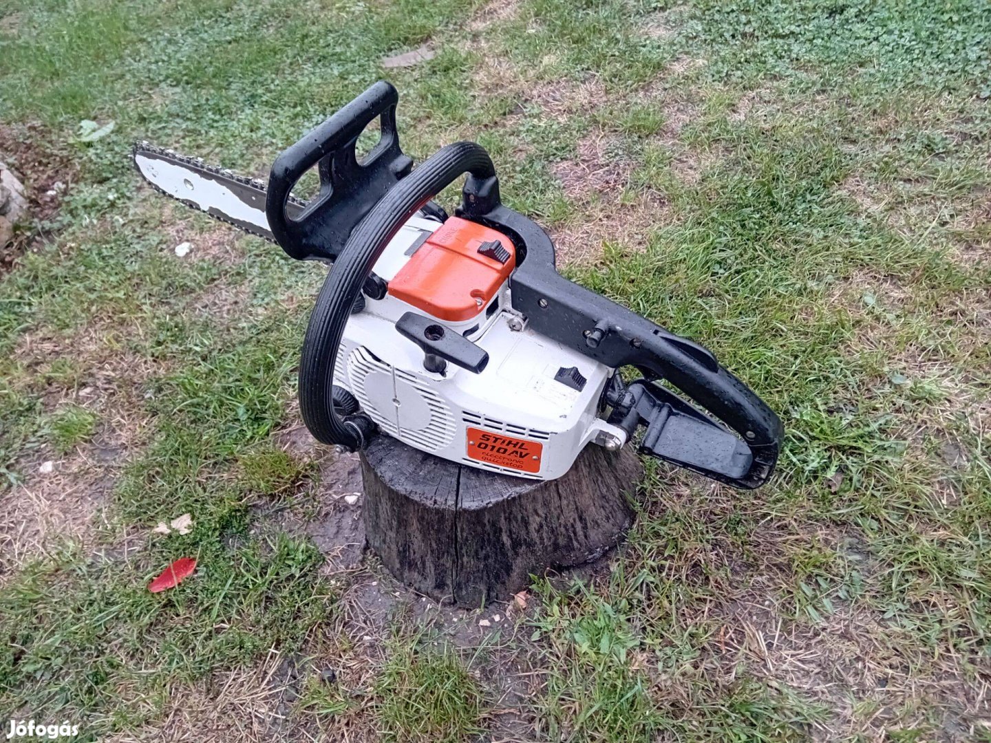 Stihl 010 AV láncfűrész