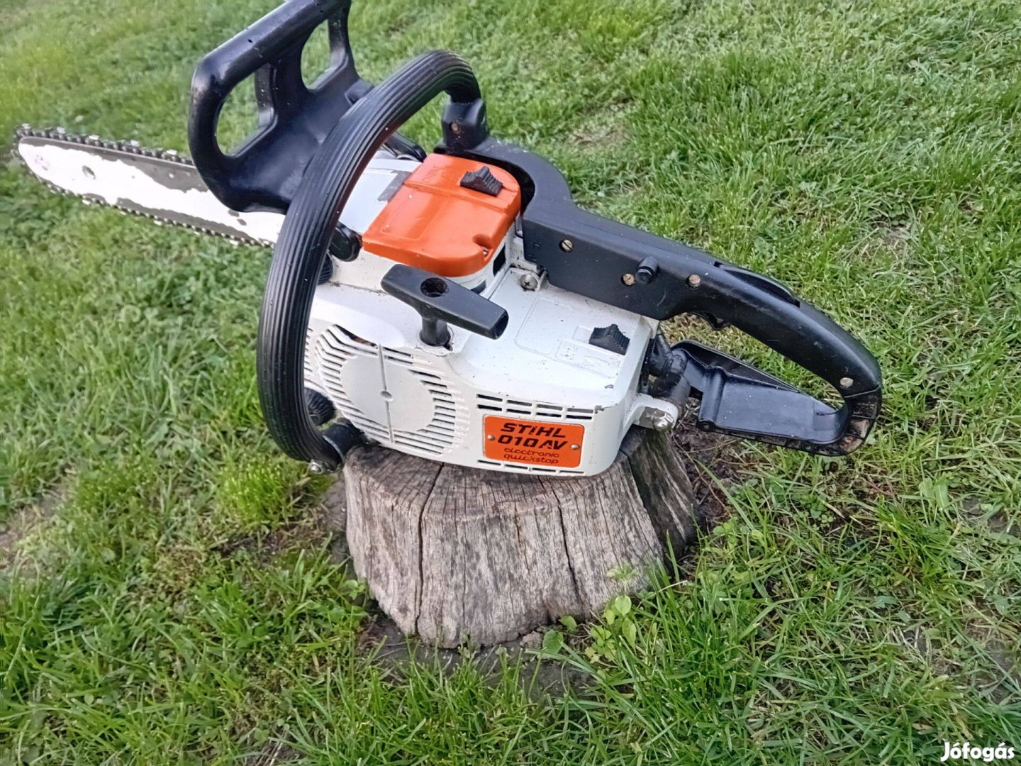 Stihl 010 AV láncfűrész